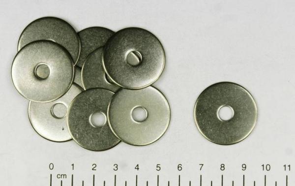 25x Edelstahl Unterlegscheibe/Karosseriescheibe, 4.3 x 20mm, V4A